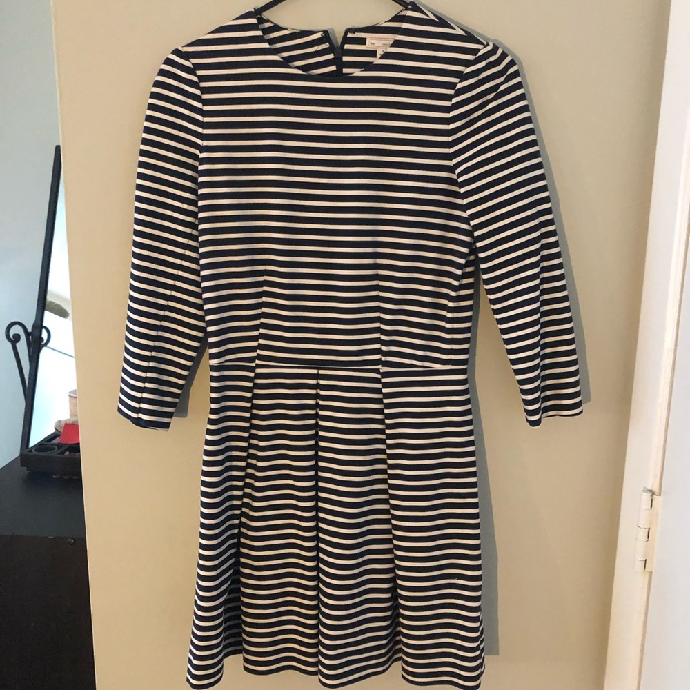 Navy and white GAP dress